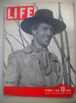 Revista - LIFE - Nº 15 - Vol. 9 - 7 de Outubro de 1940 - Formato Manchete <<<<< PUBLICAÇÃO AMERICANA NO IDIOMA INGLÊS >>>>>> REPORTAGEM COM GARY COOPER SOBRE O FILME DE FAROESTE "THE STORY OF JUDGE ROY BEAN >>>>>> Revista em bom para muito bom estado de conservação, contendo 126 páginas, ricamente ilustrada, em cores e P & B.