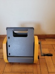 Mimeografo escolar da marca Facit.  A peça é da década de 90 e está em perfeito estado de conservação.  Altura:33,5cm   Largura:27,5cm   Comprimento:33cm.