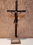 ESCULTURA DE CRISTO CRUCIFICADO - Imagem Mineira - Século 18-19 - Peça em madeira de Cedro Policromada - Dimensões: Altura de 48 cm - Largura 21 cm - Só a imagem 21 cm X 17 cm - Peça em muito bom estado de conservação.OBSERVAÇÃO: SE PRECISAR DE MAIS IMAGENS SOLICITAR NO WHATSSAP (31) 99104.0437