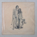 DISCO VINIL - RARIDADE - John Lennon e Yoko Ono -Two Virgins-Beatles(1968). Medindo 31 cm por 31 cm. Capa em bom estado.