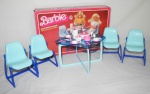 ESTRELA -  Barbie: Um Sonho de Sala: Mesa de Jantar e Cadeiras, acondicionada em caixa original com acessórios (faltando: 2 facas, 1 colher, 1 garfo e 1 saleiro).