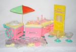 ESTRELA - Barbie: Sorveteria. Mais de 50 peças incluídas p/ brincar, acondicionado a caixa original.