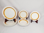 Parte de Aparelho 9  Pratos em Ceramica Vitrificada Porto Ferreira. Medida: 5 rasos 25,5 cm , 3 fundos 21 cm e 1 sobremesa 20 cm diametro