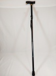 Bengala Retratil com regulagem em Aluminio Pintada com pega em madeira Medida: 92cm pequenos desgastes pega