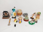 COLECIONISMO - Lote 13 Enfeites (lembranças de diversos Paises)  souvenirs  materiais variados . Medida: maior 17 cm altura e menor 4 cm x 4,5 cm