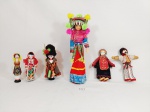 COLECIONISMO - Lote 6 Bonecas  russas  em diversos materiais  pano e papel mache   . Medida: maior 129 cm   e menor 12 cm