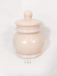 Biscoiteira em  vidro Opalina rosa. apresenta  pequeno bicado borda Medida: 14 cm altura x 9 cm diametro