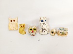 lote com 6 enfeites  para colecionador representando corujas diversos modelos. Medida: maior 13 cm e menor 5 cm