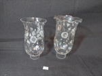 2 Mangas de Abajour em Vidro decorado. 17 cm altura x 10 cm e 4 cm diametro e 16 cm altura x 8 cm e 3,5 cm diametro . apresenta bicados