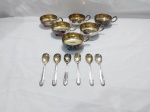 Jogo de 6 taças de sobremesa com colher em prata 90 Eberle com interior vermeil. Medindo as taças 8,5cm de diâmetro x 3cm de altura.
