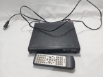 Aparelho dvd da marca Vicini, modelo VC-916. Liga normalmente.