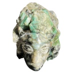 Escultura em pedra esmeralda, escupida em formato de cabeça - 11 cm de altura