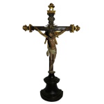 Cristo crucificado / crucifixo séc (XVIII - XIX) com filhação em ouro e resolver em prata  - 75x45 cm