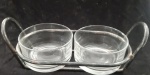 Porta petisque em metal e dois potes em vidro - Medidas: 23x10x08 cm - Lote com pequeno ponto oxidado.
