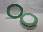 Jogo de 6 pratos fundos de massa em porcelana Mauá com borda verde. Medindo 23,5cm de diâmetro.