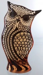 ABRAHAM PALATNIK – Escultura cinética representando coruja em resina de poliéster de manufatura Abraham Palatnik. Medindo 16 cm de altura por 8 cm de comprimento. 