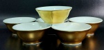 PORCELANA SCHMIDT - Lote contendo 06 (seis) bowls em porcelana manufatura Schmidt com farta douração exterior (mínimos desgastes em algumas peças). Medem 6 X 13 cm cada bowl.