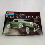 Rolls Royce Roadster - The Classic - Carro para montar, kit de plastimodelismo. Fabricado pela Monogram na escala 1/24. Algumas peças já foram soltas das aranhas. Mas tem todas as peças. 2307