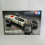 Honda RA272 - Carro de corrida da fórmula 1 F1  da temporada 1965 - Kit de plastimodelismo novo (para montar) fabricado pela Tamiya na escala 1/20