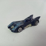 Batmovel Batmobile - Hot Wheels - Carro de coleção em miniatura na escala 1/64 - Fabricado em diecast com partes em plástico injetado. As rodas giram livremente