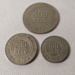 NUMISMÁTICA - Lote com 03 (três) Moedas cunhadas no ano de 1932 - ano da Revolução Constitucionalista de 32. Valores: 400, 200 e 100 réis.