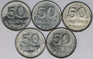 Numismática, Brasil. Série com cinco moedas de 50 Cruzeiros, anos 1981, 1982, 1983, 1984 e 1985. Plano Piloto de Brasília.