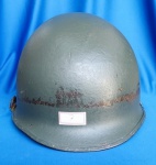 7 -  CAPACETE M1 - U.S. - PRESILHA MOVEL - BORDA AÇO MANGANEZ - EMENDA DIANTEIRA  - RE PINTURA