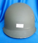 8 - CAPACETE M1 - U.S. - PRESILHA MOVEL -  BORDA AÇO INOX - EMENDA  TRASEIRA - Capacete Mod. - M74 Áustria ( clone do M1) , fabricado pela Ubricht wit we schwanenstadt - MARCAS USCH87