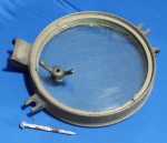 ESCOTILHA ANTIGA -  ESCOTILHA - COM DOBRADIÇA - DIÂMETRO DO VIDRO 30 CM - VIDRO ORIGINAL