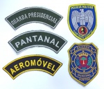 LOTE - INSIGNIAS DE OMBRO EXÉRCITO + INSIGNIAS POLICIAS MILITARES