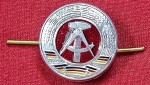 D.D.R. - ALEMANHA ORIENTAL - VINTAGE GERMANY GST  STICK PIN BADGE - - TOP FIELD HAT - NO ESTADO