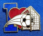 FUTEBOL - ALFINETE - DISTINTIVO - "I LOVE SOCCER" - 23 MM