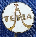 PIN/DISTINTIVO - TESLA - ANTIGO
