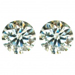 Precioso par de Belíssimas Moissanites /Moissanitas branco extra de excepcional qualidade e clareza IF , belíssima lapidação diamante , totalizando 2.38 cts medidas 7.00 x 7.00 x 4.20 mm . Origem África . Perfeito estado de conservação , excelente investimento para monta uma joia de qualidade . Gema se tornou valiosa e muito conhecida devido a sua aparência próxima ao Diamante .