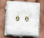 Lindo par de Preciosas e raras Morganitas, totalizando 0.88 cts , Excelente qualidade e clareza IF , clássica lapidação pera brilhante medindo 6.75 x 4.50 x 2.84 mm . ótimo investimento para montar uma joia de qualidade . Origem Brasil.