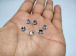 Precioso lote de Belíssimos Topázios Sky Blue , composto por 06 unidades totalizando 5.51 cts , clássica lapidação diamante medindo aprox 6.0 x 3.9 mm cada . Excelente qualidade e clareza VS/VS1 . oportunidade única para montar uma joia de qualidade . Origem Brasil.