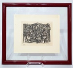 MACIEJ ANTONI BABINSKY - POLÔNIA - 1931 -  Rara gravura ricamente trabalhada, obra número 25 de 100. Assinada no C.I.D. Mede aproximadamente 12 x 8,5 cm. Enquadrada em moldura moderna de madeira medindo 35 x 31 cm. Perfeito estado de conservação. NOTA SOBRE O ARTISTA: Maciej Antoni Babinski (Varsóvia, Polônia 1931). Gravador, ilustrador, pintor, desenhista, professor. Em 1940, migra com a família para a Inglaterra, por causa da Segunda Guerra Mundial, 1939-1945. Inicia sua formação artística, tendo aulas de aquarela com o padre Raphael Williams O.S.B., que o introduz na técnica da pintura ao ar livre. Em 1949, fixa-se com a família em Montreal, Canadá, onde estuda pintura com John Goodwin Lyman, na McGill University. Além disso, tem aulas de gravura com Eldon Grier e faz cursos de desenho e pintura com Goodrich Roberts, na Art Association of Montreal. No ateliê de Roberts, pinta paisagens, interiores e naturezas-mortas. Paralelamente aproxima-se do grupo de vanguarda Les Automatistes Os Automatistas, reunido em torno de Paul-Émile Borduas, e expõe com eles, em 1952, no Musée des Beaux-Arts de Montréal Museu de Belas Artes de Montreal. Ainda na fase canadense, realiza sua primeira individual, em 1953. Nesse mesmo ano, muda-se para o Brasil, e permanece no Rio de Janeiro até 1965. No período carioca entra em contato com Oswaldo Goeldi, Augusto Rodrigues e Darel, e participa de diversos salões e mostras coletivas. Realiza, em 1961, 24 águas-fortes para o livro Cadernos de João, de Aníbal Machado, editado pelos Cem Bibliófilos do Brasil. A galeria Selearte, em São Paulo, e a Petite Galerie, no Rio de Janeiro, abrigam suas primeiras individuais no Brasil, em 1962 e 1964, respectivamente. Em 1965 é convidado a lecionar no Instituto Central de Artes da Universidade de Brasília - ICA/UnB, da qual se afasta um ano depois em virtude de perseguições políticas. Após viver oito anos em São Paulo, de 1966 a 1974, muda-se para Minas Gerais, primeiro para Araguari e depois para Uberlândia, e vai lecionar na Universidade Federal de Uberlândia - UFU, onde fica de 1979 até 1987. Com a anistia política é reintegrado à UnB em 1988, lá permanece até se aposentar, em 1991, quando passa a residir em Várzea Alegre, interior do Ceará. Em 2004, é realizada a retrospectiva Babinski: 50 Anos de Brasil, no Conjunto Cultural da Caixa, em Brasília. AnáliseA experiência de viagem define os contornos da produção de Babinski, e a combinação de tradições e modelos aprendidos ao longo dos sucessivos deslocamentos que realiza confere feições particulares a sua obra. Os períodos inglês e canadense se caracterizam pela iniciação em diferentes técnicas (aquarela, pintura e gravura) e pelo contato com a arte figurativa e com as pinturas "automáticas" do grupo abstrato reunido em torno de Paul-Émile Borduas. O Brasil da década de 1950, por sua vez, possibilita o encontro com as novas figurações na pintura e com a produção gráfica de Darel, Augusto Rodrigues e Oswaldo Goeldi. A inspiração retirada do universo de Goeldi é perceptível no Álbum de Gravuras de Babinski, publicado em 1967, repleto de elementos oníricos, figuras deformadas, por vezes, grotescas. Aí também é possível notar marcas da obra de Alfred Kubin, referência para o próprio Goeldi. Se nas gravuras as incisões precisas e a profusão de traços colocam-se a serviço de composições fantásticas e alegóricas - e de temáticas de conteúdo social, Êxodo, 1967, por exemplo -, nas paisagens (aquarelas e pinturas) observa-se o gesto solto a definir planos superpostos, construídos com base em ampla gama cromática. A liberdade evidente da mão combina-se ao cuidado, quase geométrico, com a composição: "Eu creio que a minha paisagem toda é re-estruturada sempre em relação à horizontal e à vertical", diz ele.As diversas viagens realizadas pelo Brasil, por sua vez, incidem sobre o repertório do artista. Assim, as paisagens luminosas de Araguari e as panorâmicas do Triângulo Mineiro assumem o primeiro plano nos trabalhos das décadas de 1970 e 1980. As figuras humanas, jamais abandonadas, reaparecem com mais força nos anos subsequentes, em telas marcadas pela explosão de cores vivas, sempre contrastadas como Iluminados ao Vento, 2000. A localização de alguns eixos no interior da ampla produção de Babinski não deve conduzir ao estabelecimento ilusório de "fases" ou "estilos" claramente demarcados. Ao contrário, a cada novo pouso o viajante se beneficia do que vê e aprende, mas sem deixar de lado o que carrega na bagagem. As figuras deformadas (O Filho, 2003), o acento social (Chacina, 1993) e o paisagismo de tom lírico (Paisagem Crepuscular - Sítio Exu, 2003) se fazem presentes em todas as viagens. N7
