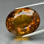 Grande e Precioso Citrino 100% natural extra de 25.97 cts , Excelente qualidade e clareza VVS, clássica lapidação oval brilhante medindo 21 x 17 mm . ótimo investimento para montar uma joia de qualidade . Perfeita . origem Brasil . Gema preciosa devido a suas dimensões e forte coloração .