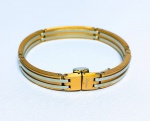 ZANCAN - ELEGANTE BRACELETE EM AÇO INOX ROSE GOLD, ELOS ARTICULADOS E DESIGN ITALIANO EXCLUSIVO COM FINO ACABAMENTO E DELICADA CRAVAÇÃO DE BLACK SPINEL. MEDE APROX 6,0 X 7,0 CM DE DIÂMETRO X 0,9 CM DE ESPESSURA. PERFEITO ESTADO DE CONSERVAÇÃO. FABRICADO NA ITÁLIA .