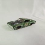 1969 `69 Ford Torino Talladega - Hot Wheels - Carro de coleção em miniatura na escala 1/64 - Fabricado em diecast com partes em plástico injetado. As rodas giram livremente