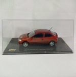 Chevrolet Astra 1999 - Carrinho miniatura diecast escala 1/43 - Serie Chevrolet Collection da Salvat. Carro de coleção em metal com partes em plástico injetado