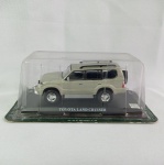 Toyota Land Cruiser - Carro de coleção em miniatura escala 1/43 da Coleção Auto Collection da Del Prado. Blister lacrado e base originais.