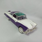 Miniatura 1:18 Ford Fairlane crown victoria 1955
