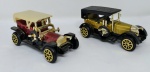 Kit 2 miniaturas de Calhambeque (eram brindes da revista Readers Digest na década de 90) : Pierce Arrow 1914 (vermelho / capota bege)  e Vauxhall Prince Henry 1914  (dourado / capota preta) - escala 1:64 - itens de coleção sem embalagem  muito bem conservados  sem avarias