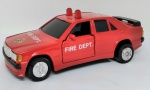 Miniatura Welly Mercedes Benz 190E Fire Dept. - nº 8667 - metal  vermelho -11 cm de comprimento aproximadamente -  item de coleção sem embalagem  manuseado  bem conservado  falta a lanterna traseira direita