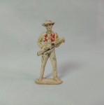 Brinquedo antigo - Cowboy Forte Apache - Mede 7,5cm de altura. Ponta da arma está quebrada.