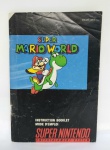Manual de Instruções Super Nintendo  Super Mario World - 1992 - original  impresso no Japão - em inglês  e em francês - 58 páginas  capa com vários sinais de manuseio  miolo bem conservado, sem rasgos e sem grifos; há anotações a lápis e à tinta nas páginas 28 e 56 (vide fotos). Obs: não acompanha o cartucho nem a caixa