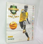 Album de figurinhas de futebol do Campeonato Brasileiro 2014 completo. Fabricado pela Panini