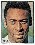 11 Colecionismo/futebol/Pelé - Rara figurinha do Pelé, apresenta a inscrição no verso: Ídolo - página 15. Figurinha em bom estado de conservação, com as cores bem fortes e nítidas, porém apresenta marcas (fotos do anúncio) e vestígios de colagem em álbum no verso. A figurinha mede 4,7 cm X 3,8 cm. Material vendido no estado em que as fotos mostram.