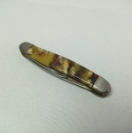 Canivete Camco - fabricado nos Estados Unidos. Com duas lâminas. Com a maior aberta mede 14,5cm de comprimento. Fechado mede 8,5cm